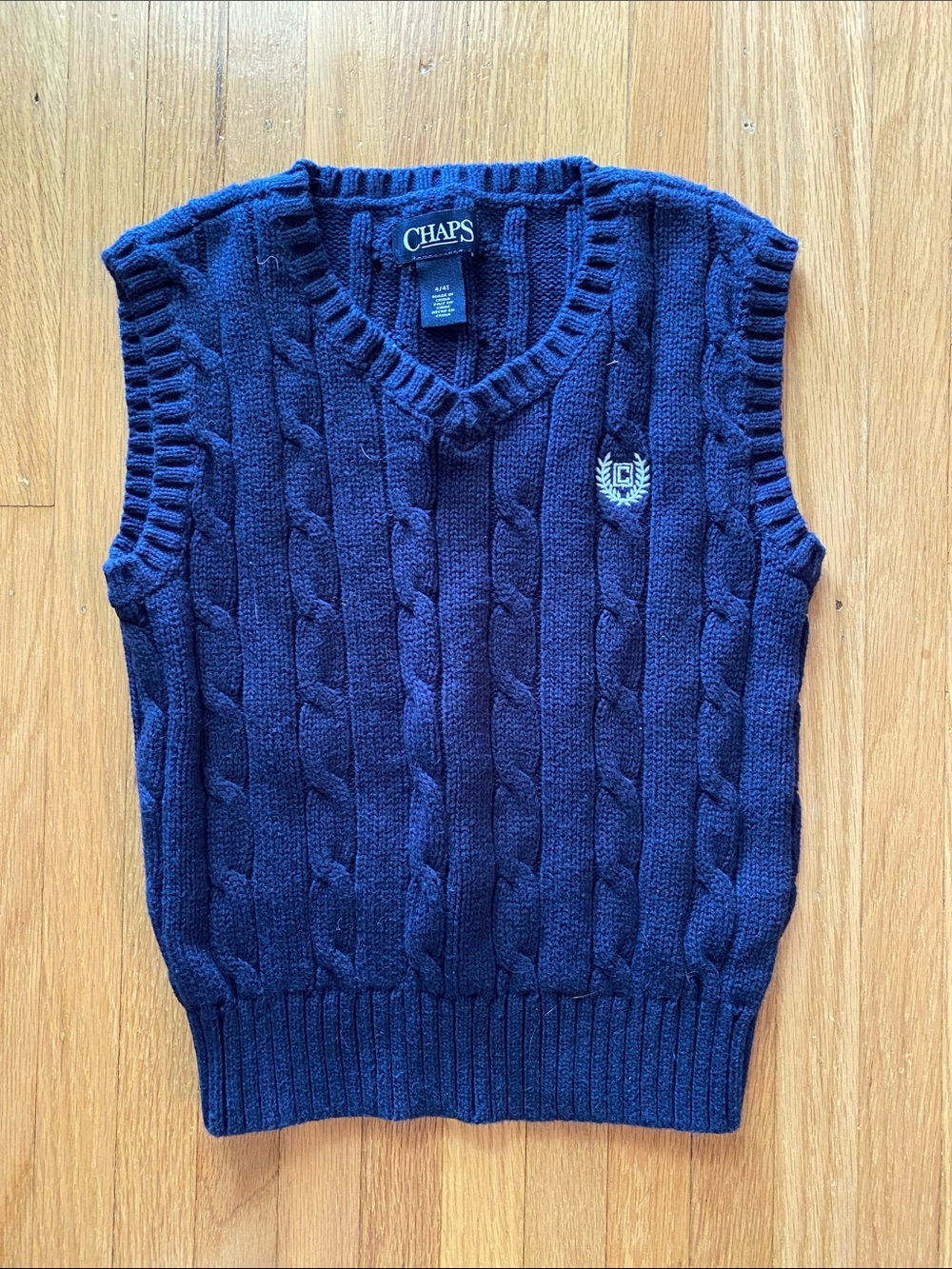 Chaps Navy Cable-Knit V-Neck Sweater Vest with Crest